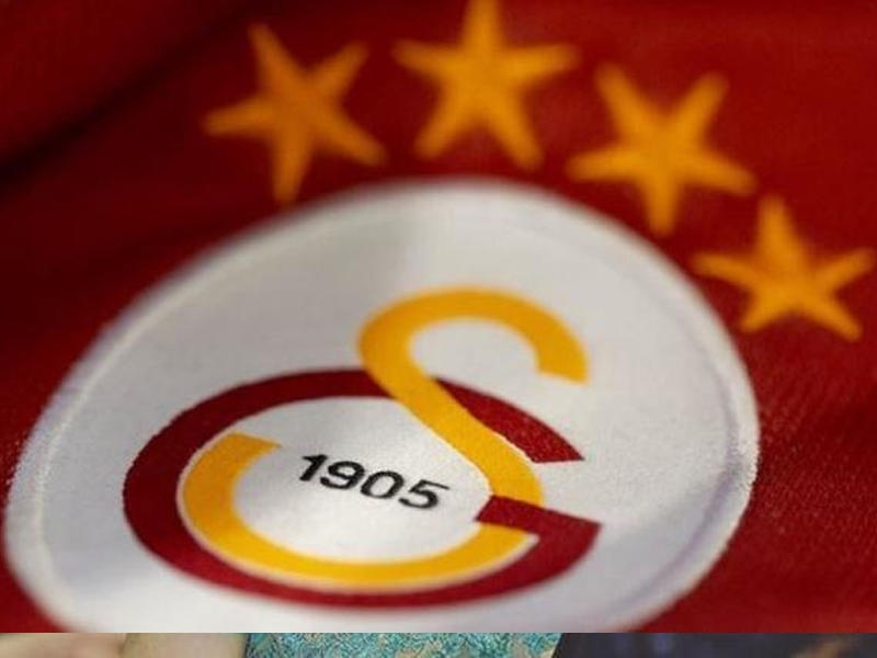 ''Qalatasaray'' özünə yeni müdafiəçi tapdı - FOTO