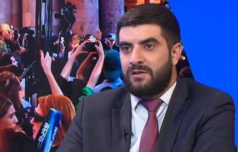 Mkrtçyandan Köçəryana sərt sözlər:  “Siması olsaydı...”