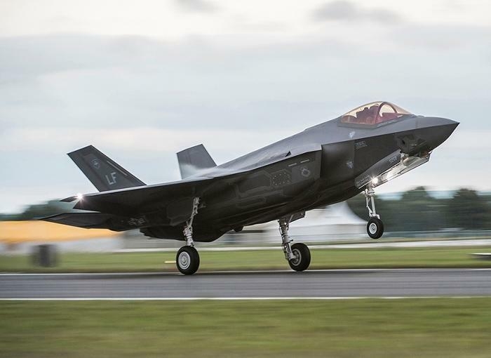 Yunanıstan 20 ədəd F-35 qırıcısı aldı