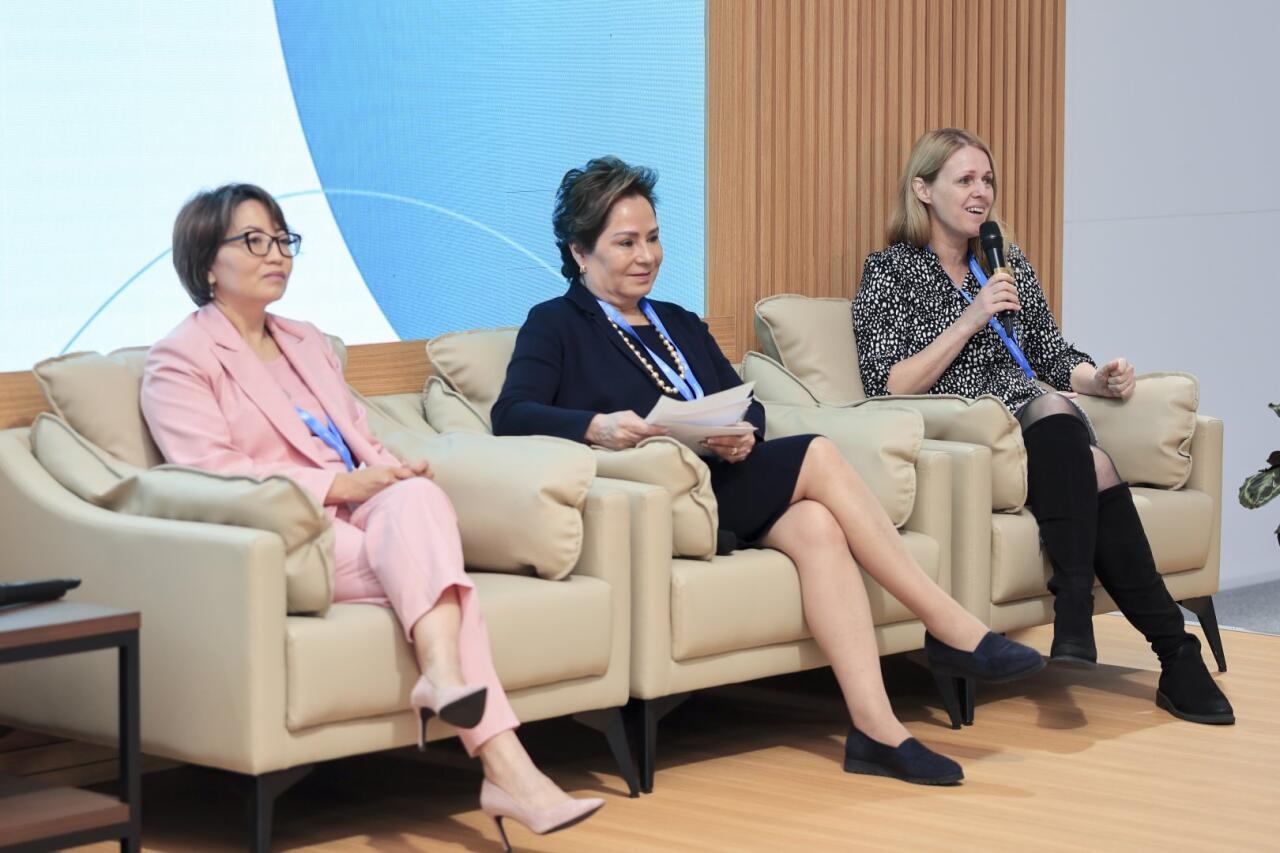 “Liderlik edən qadınlar: Dayanıqlı gələcək üçün iqlim çempionları” mövzusunda panel sessiyası keçirilib - FOTO