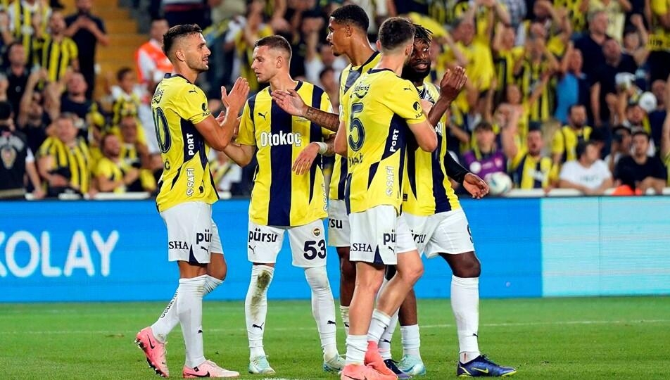 Ulduz futbolçunun Fənərbağçadaki maaşı açıqlandı - Milyonlar qazanır - FOTO