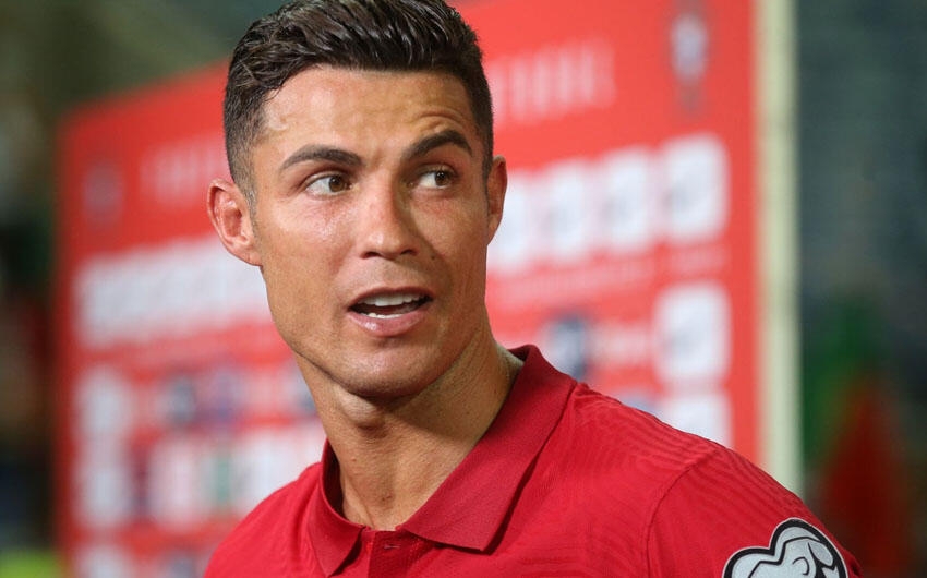 ''Ronaldo soyunub-geyinmə otağında heç vaxt ...''