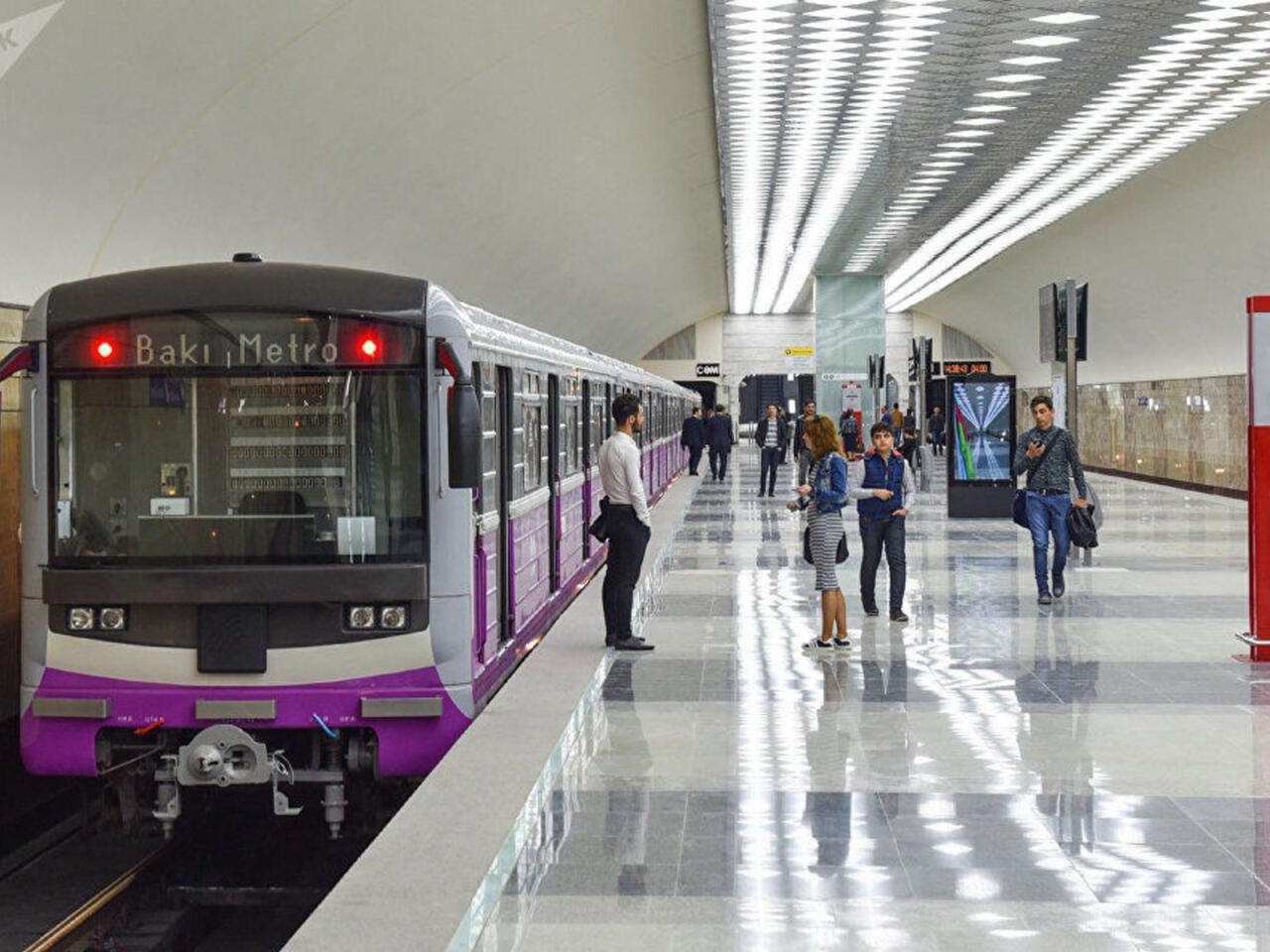 Açılışı planlaşdırılan metrostansiyada işlər dayandırıldı