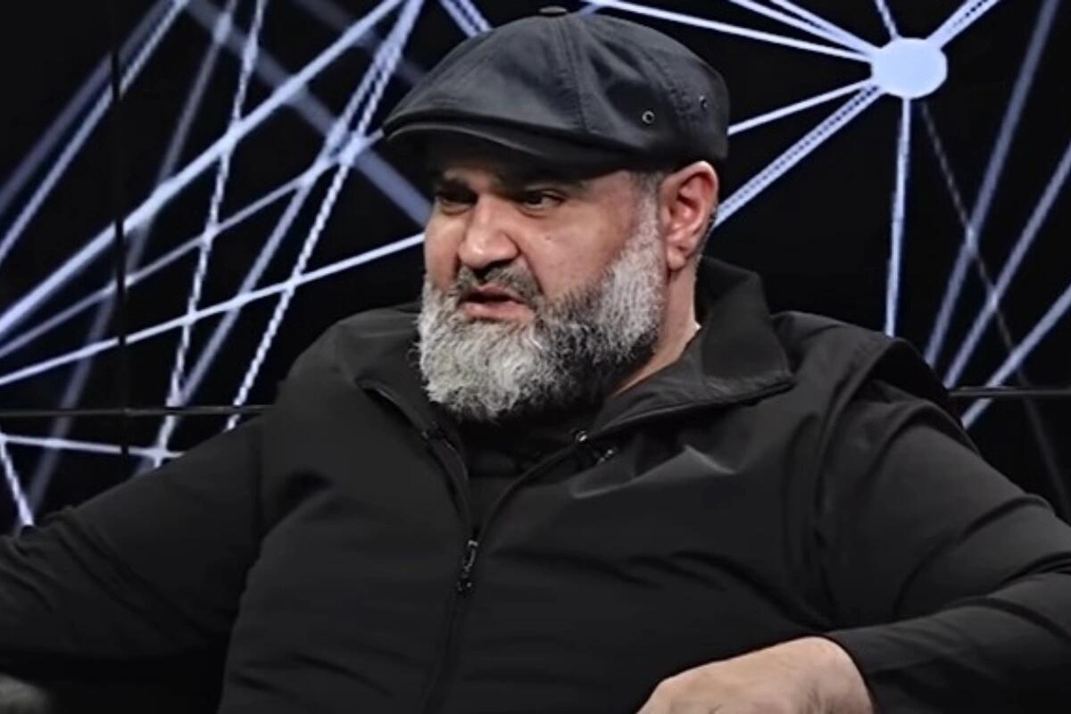 Axund Azər: ''Bəzi məsələlər üçün nə imam, nə də peyğəmbər lazımdır''