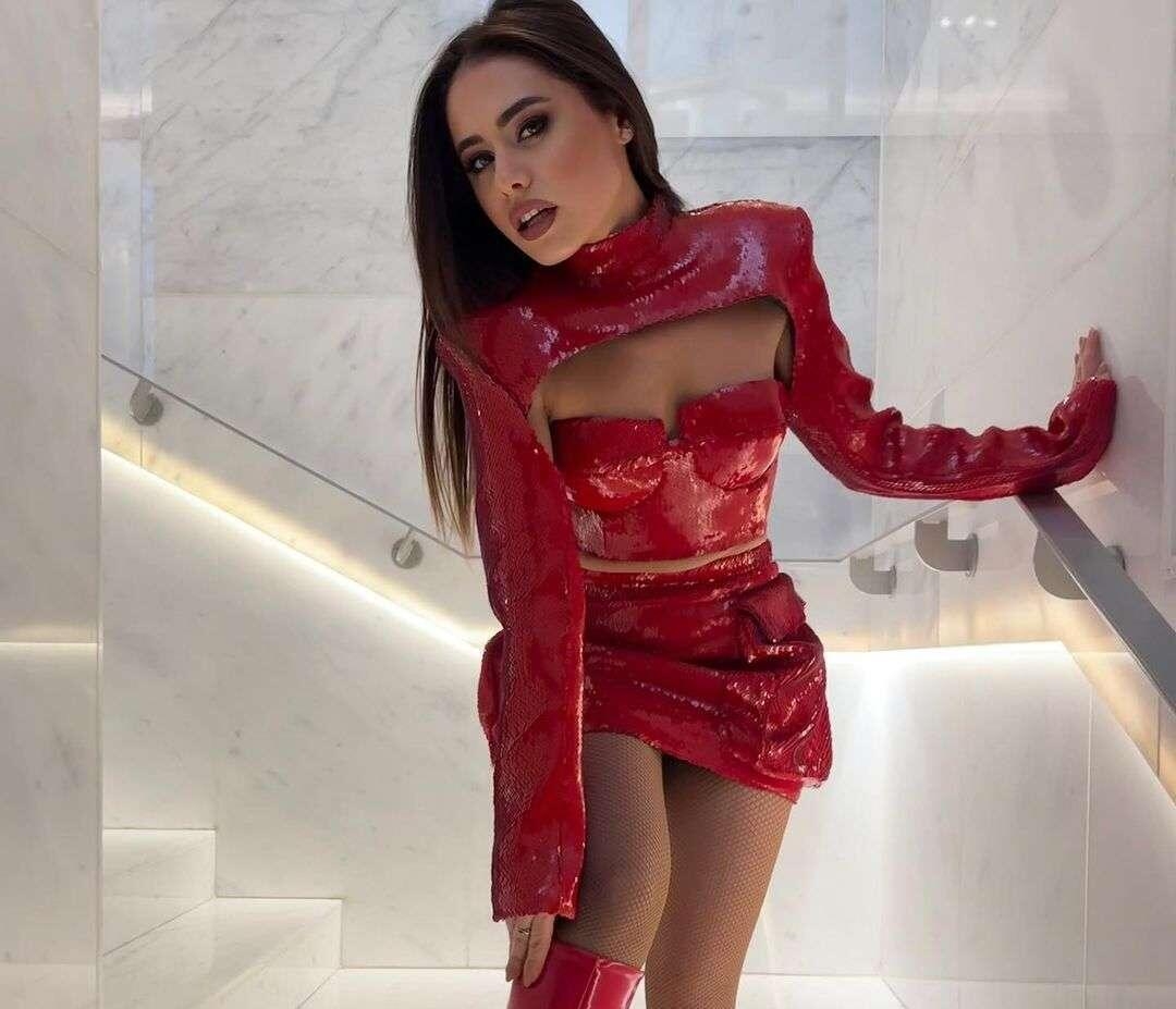 ''Heç vecimə də deyilsiniz''