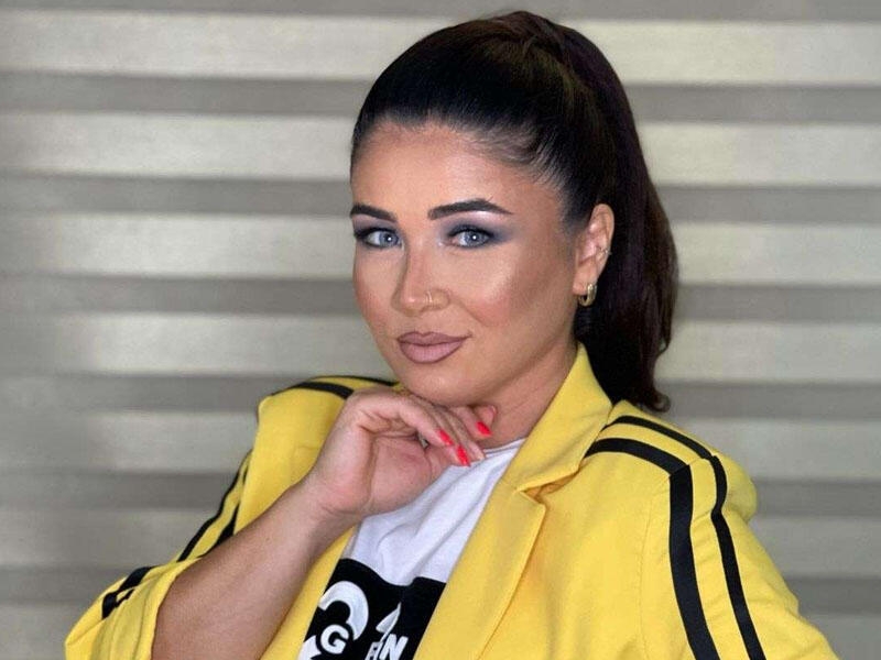 ''Özümü ala qarğa hiss etmişəm''