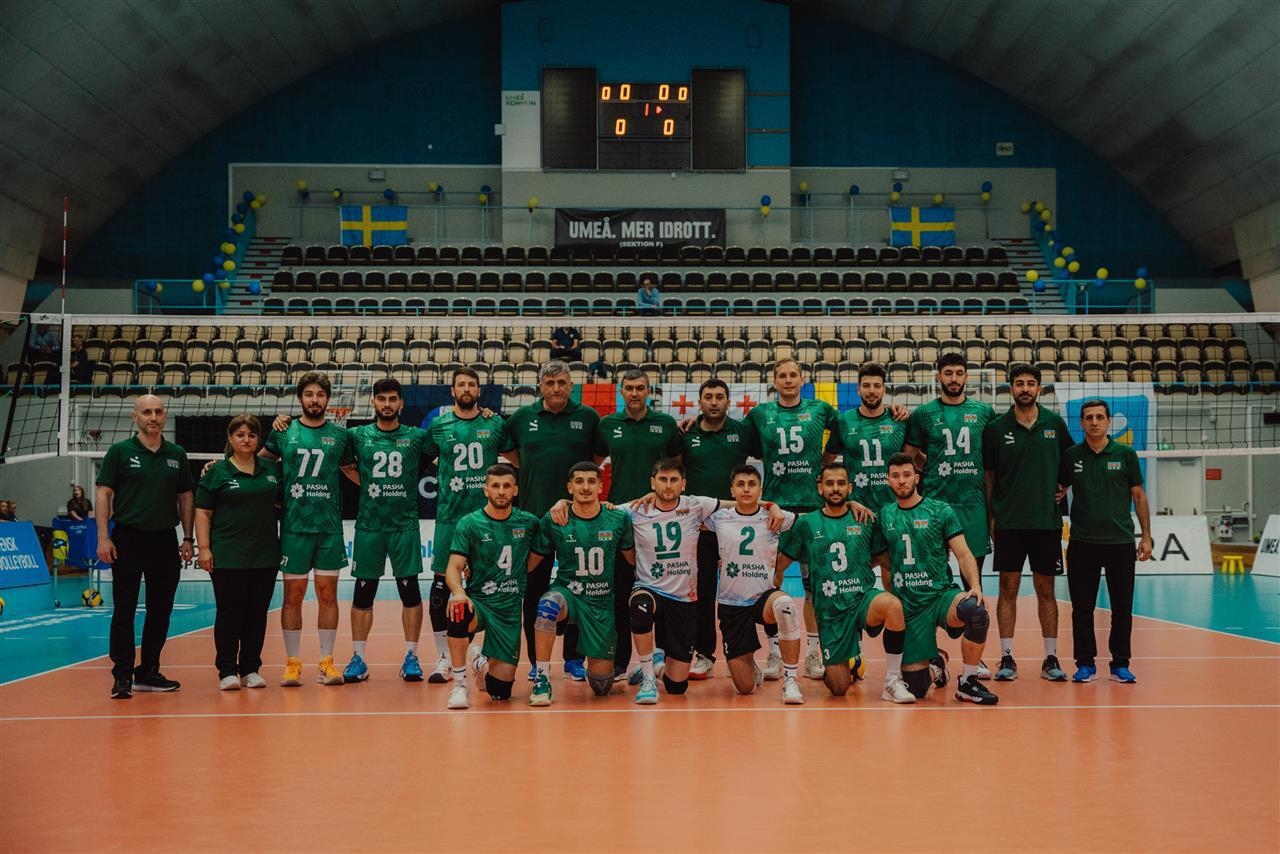 Voleybol millimiz Gürcüstana qalib gəldi