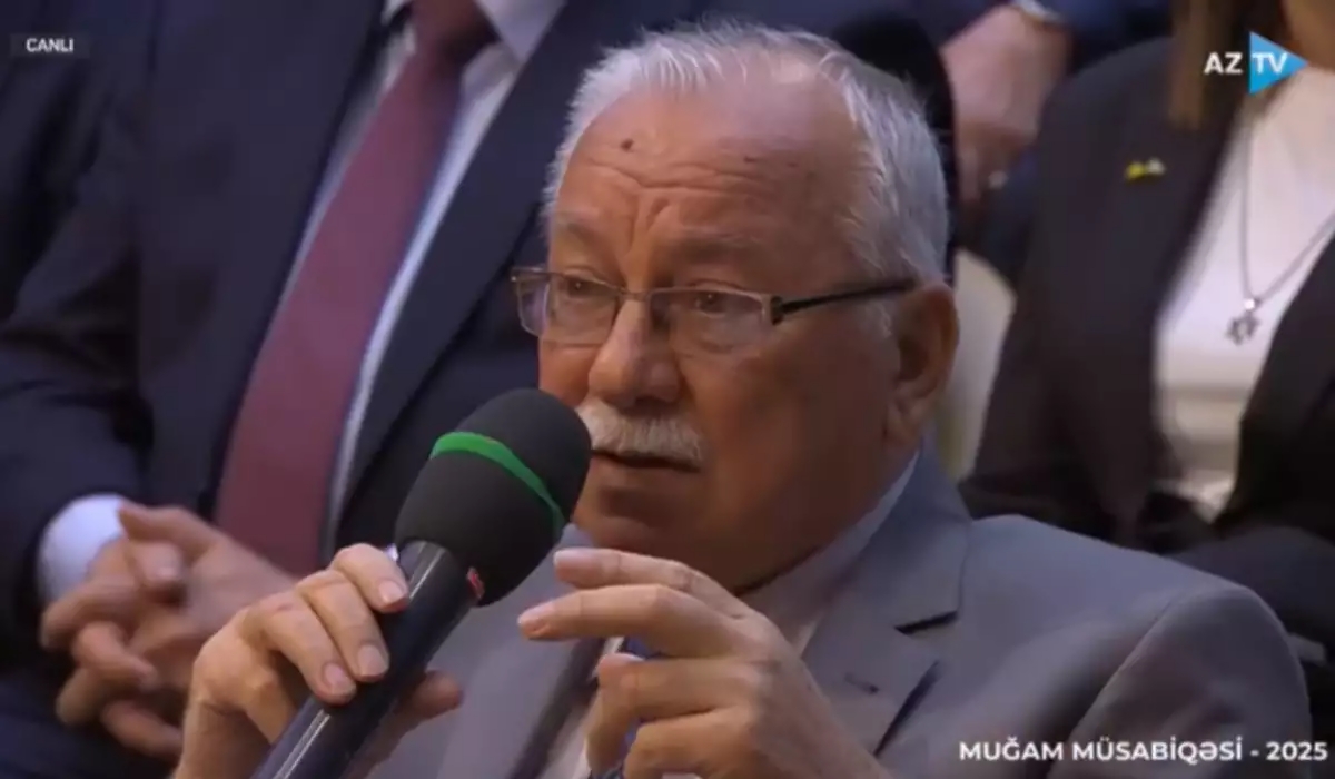 Muğam Müsabiqəsində Xalq artisti iştirakçını ''yıxıb-sürüdü'': ''Böyük rüsvayçılıq...'' - VİDEO
