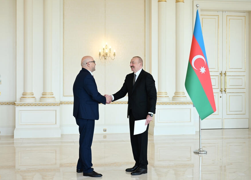 Prezident Fələstinin ölkəmizdə yeni təyin olunmuş səfirinin etimadnaməsini qəbul edib - FOTO