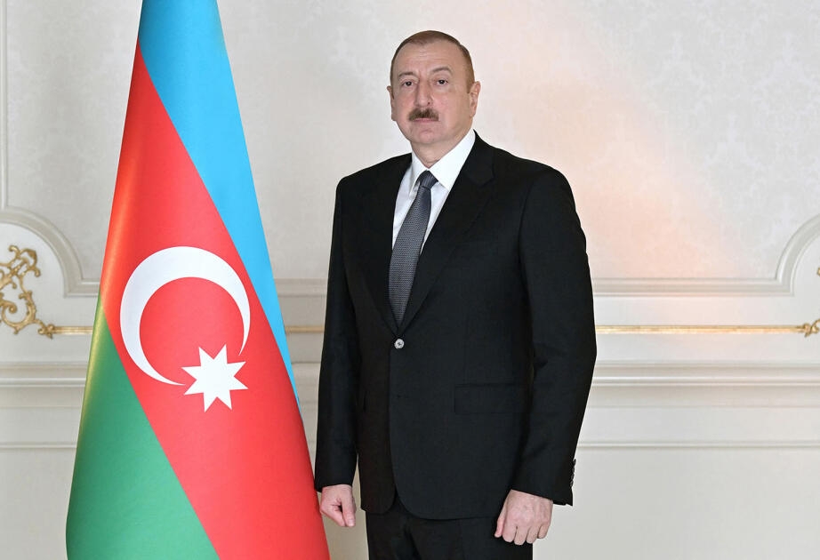 Prezident Mingəçevirdə “8 Noyabr” Elektrik Stansiyasının açılış mərasimində çıxış edir