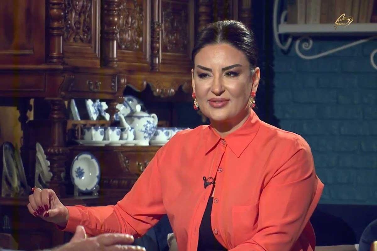 ''Space Tv''nin aparıcısı ilk dəfə oğlunu göstərdi - FOTO