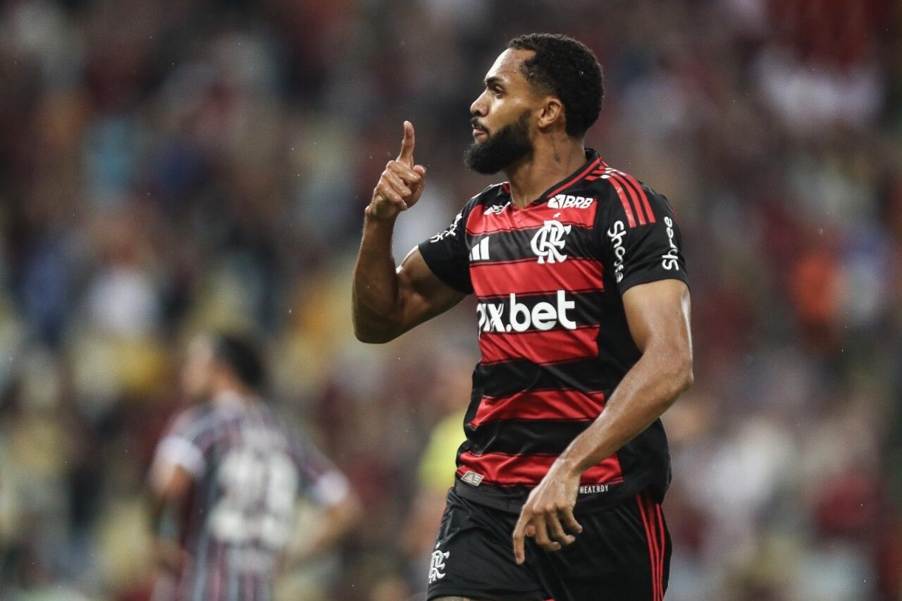 Juninyo ''Flamenqo''da qalacaq?