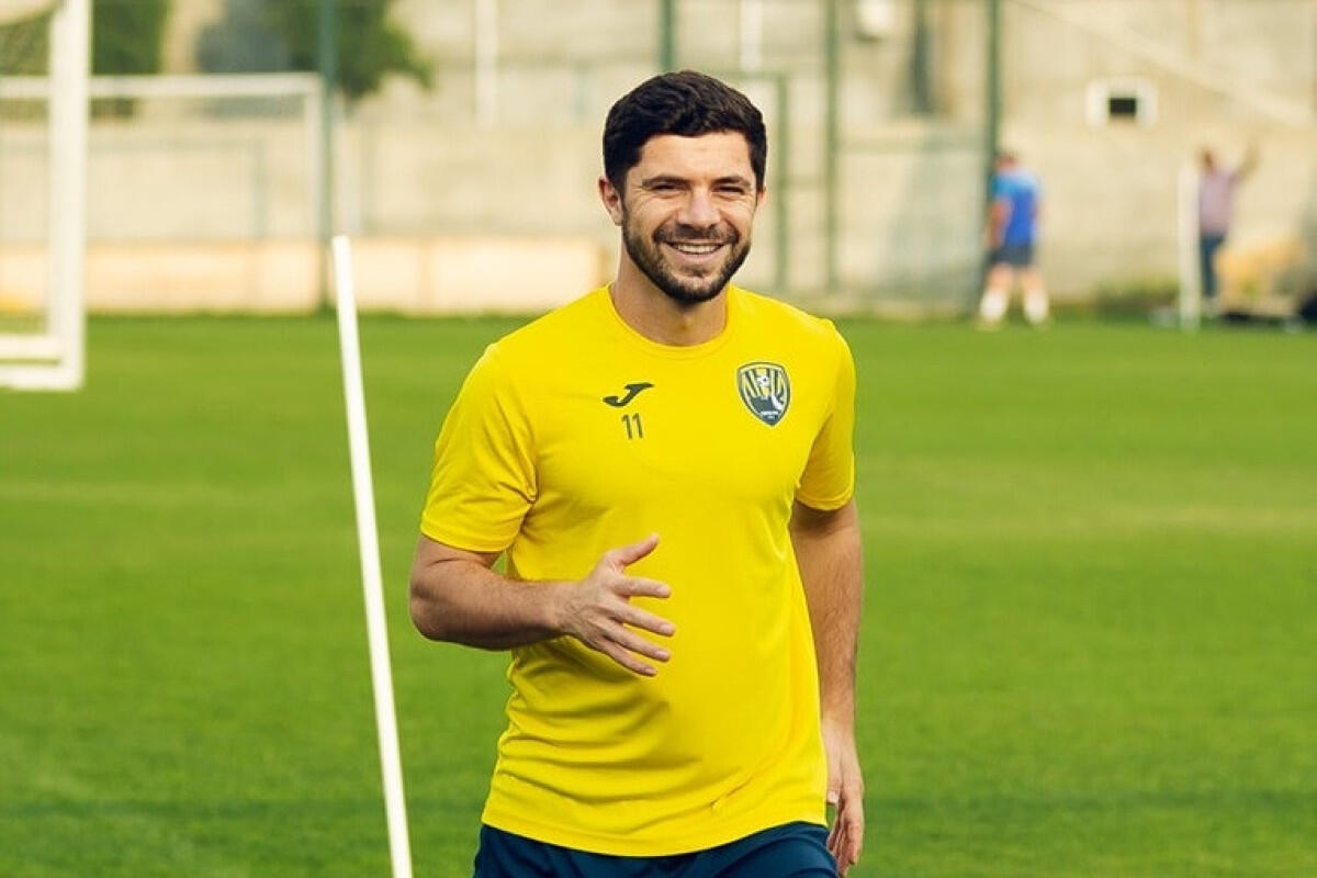Azərbaycanlı futbolçu Qırğızıstanda debüt oyununda qol vurdu