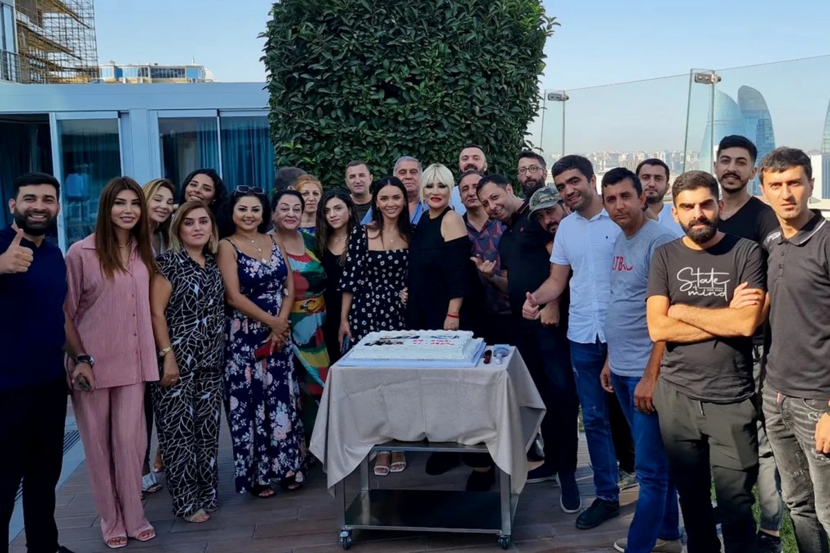 Bu da ''Qız atası''nın aktrisasının heç yerdə görmədiyiniz qızı - FOTO