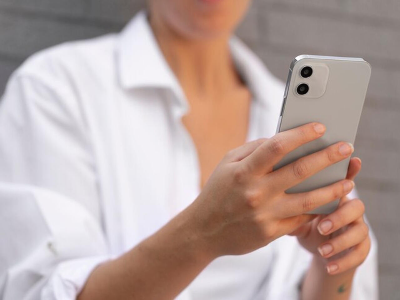 Rusiyada ''WhatsApp''la zəng vurmaq bloklandı