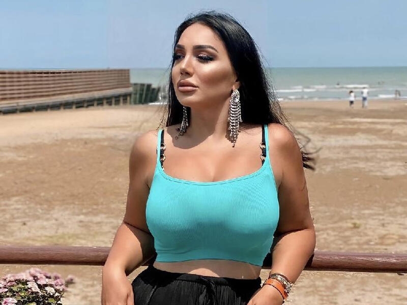 Lamil Yamal geydiyi formasını azərbaycanlı müğənninin oğluna hədiyyə göndərdi - FOTO