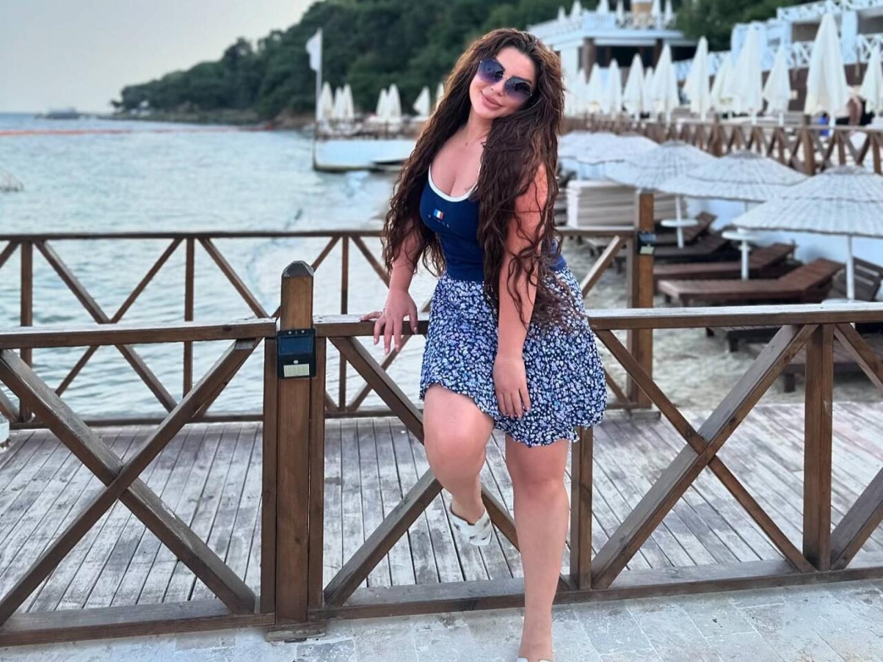 ''Tanınmış aparıcıya 6 min manat borc verdim, ''blok''a atdı''