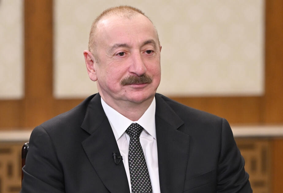 İlham Əliyev Əlcəzair Prezidentini təbrik edib