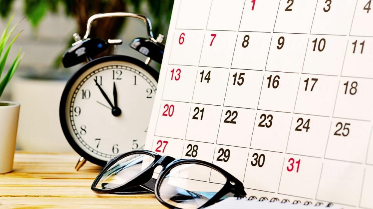 Bu ay 12 gün iş olmayacaq