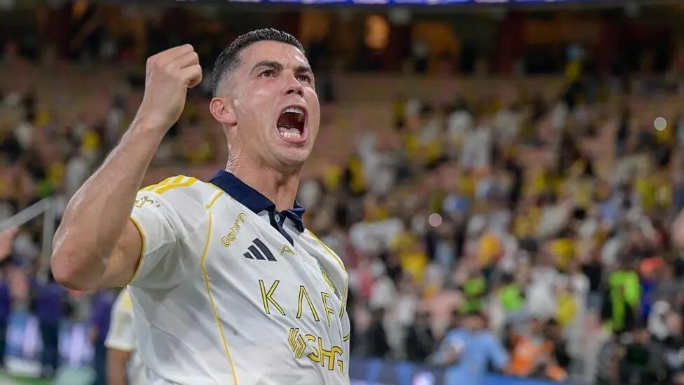 Ronaldo qırmızı vərəqədən sonra onunla mübahisə edib