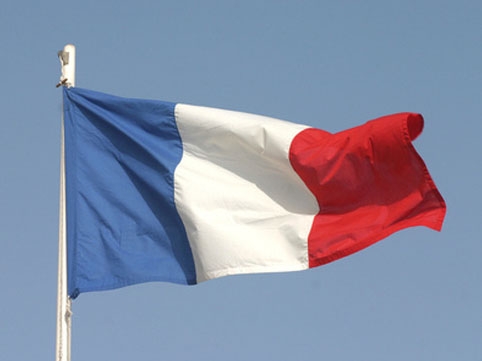 Fransa səfirliyimizin raket zərbəsinə məruz qalmasını pisləyib