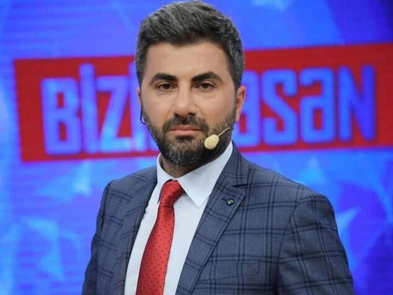 Zaurun efirində BİABIRÇILIQ: Müğənni ilə qadın qırğına çıxdı ürəyi getdi - VİDEO