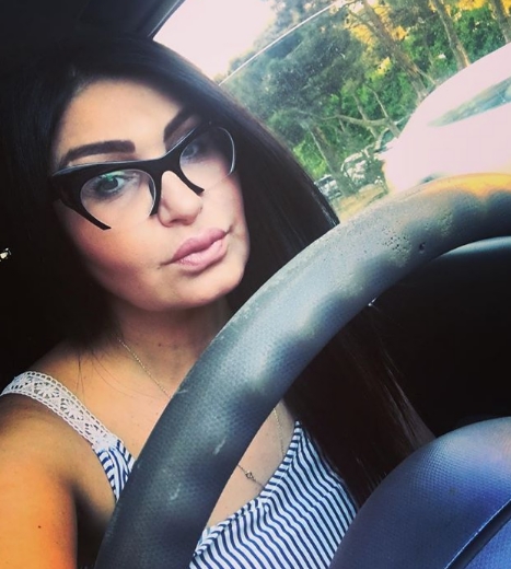 Meyxanaçı sevgilisinin müdafiəsinə qalxdı: ''Qüruru ilə oynamayın, o, KİŞİDİR''