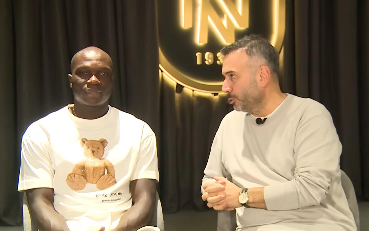 Abubakar “Neftçi”yə transferinin detallarını açıqladı