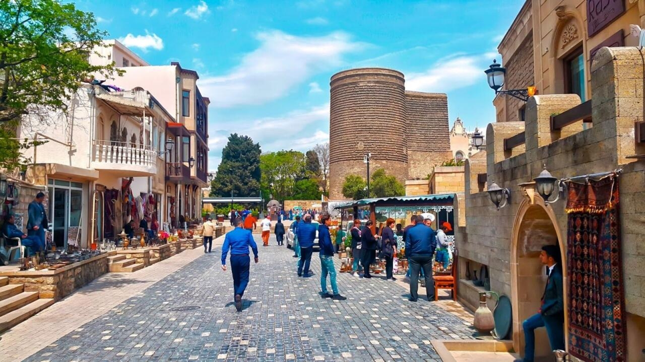 Bakı əvvəlki kimi küləkli deyil - SƏBƏB