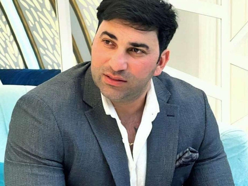 ''İki nəfər məni ölkəyə TANITDI''