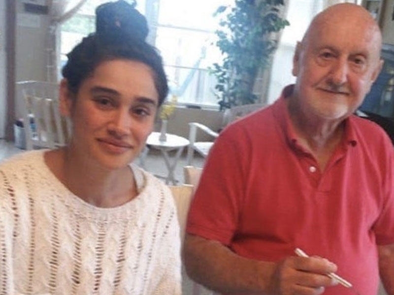 Meltem özündən 48 yaş böyük ərini aldadaraq evdən qaçıb