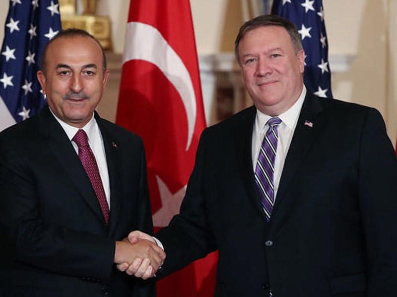 Çavuşoğlu Pompeo ilə telefon danışığı aparıb