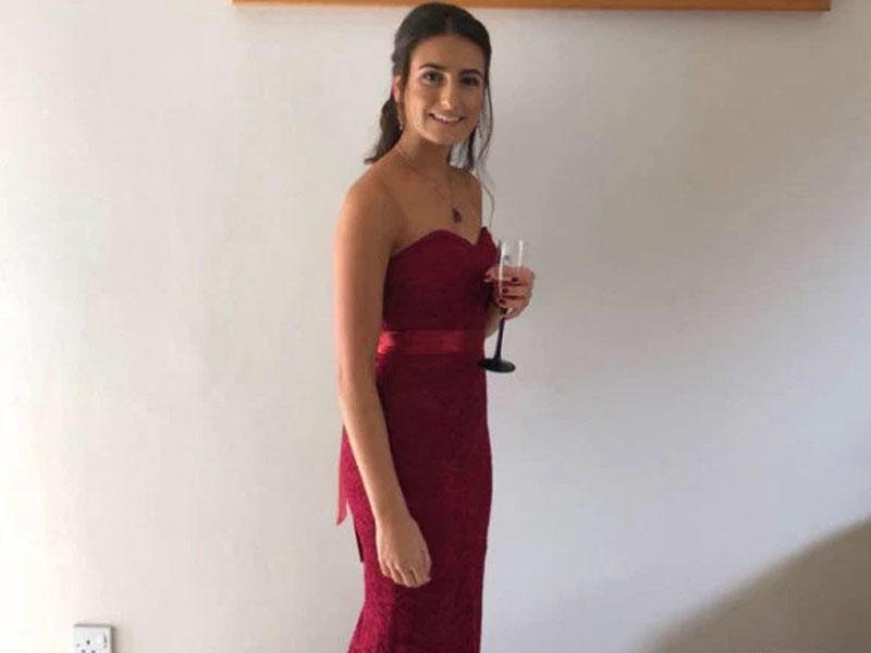''Ana, məni zorlayıblar'' - 18 yaşlı qız özünü öldürdü - FOTO
