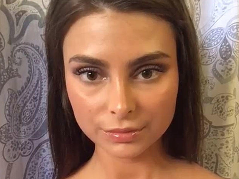 19 yaşlı qız bəkarətini 2 milyon manata satdı - FOTO