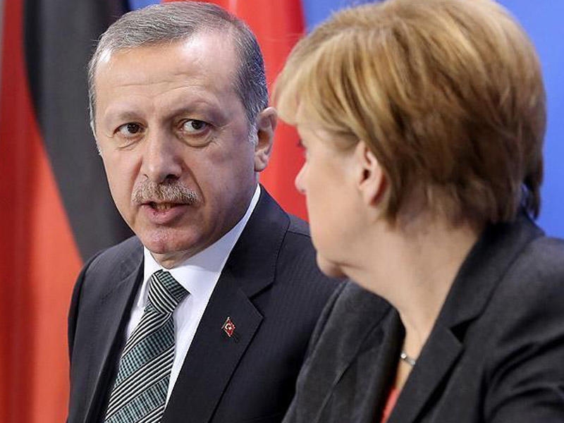 Ərdoğan və Merkel Liviyadakı vəziyyəti müzakirə ediblər