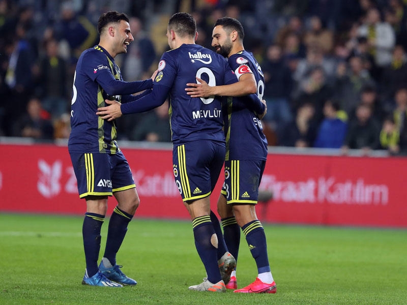 ''Fənərbaxça'' yarımfinalda - VİDEO - FOTO