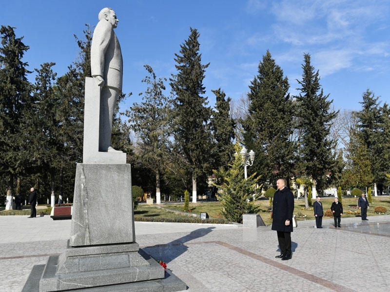 Prezident İlham Əliyev Kürdəmir rayonuna səfər edib