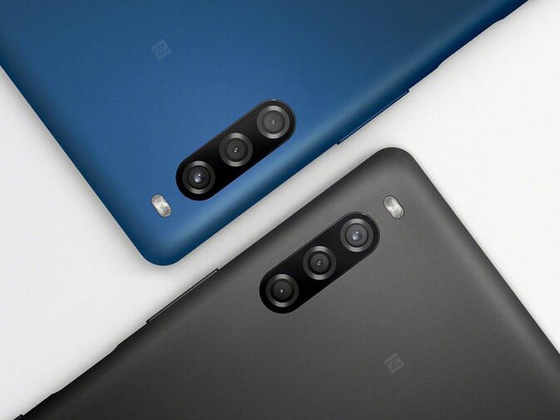 “Sony” ucuz smartfonunu təqdim edib