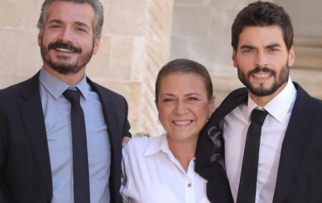 ''Hercai''nin ''Esma Ana''sının oğlu da məşhur aktyor imiş - FOTO