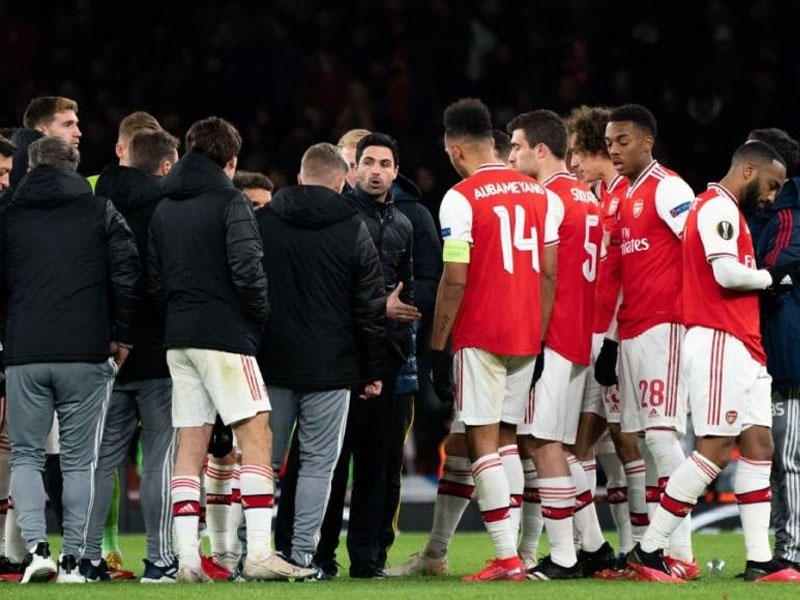 “Arsenal”ın futbolçuları karantinə alındılar