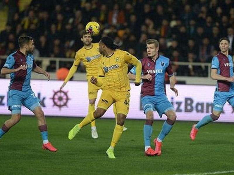 ''Trabzonspor'' yenidən lider oldu