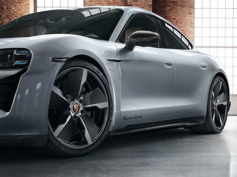 Porsche Taycan elektrokarı üçün karbon dəstini təklif edir - FOTO