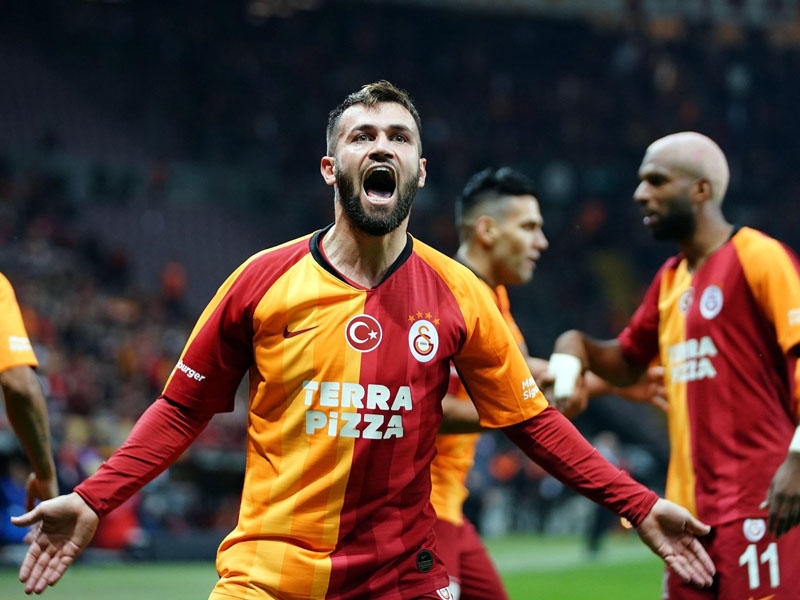 ''Qalatasaray'' zədələnən futbolçusundan pis xəbər aldı