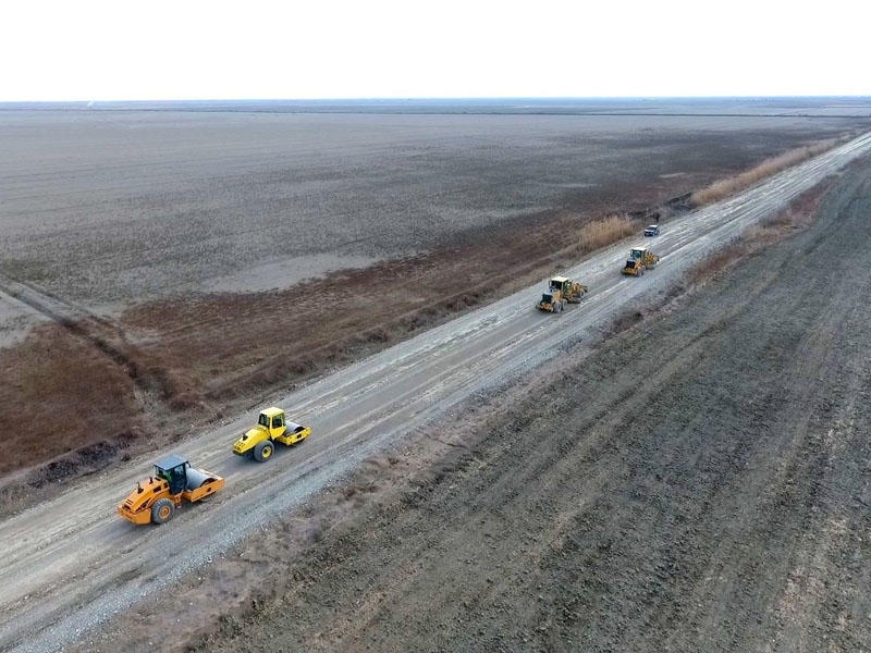 3 kəndi birləşdirən avtomobil yolu yenidən qurulur - FOTO