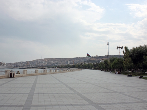 Azərbaycanda bulvar, park və istirahət məkanlarına giriş bağlandı