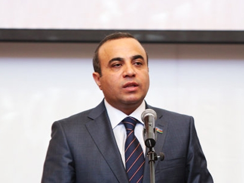 Azay Quliyev: 