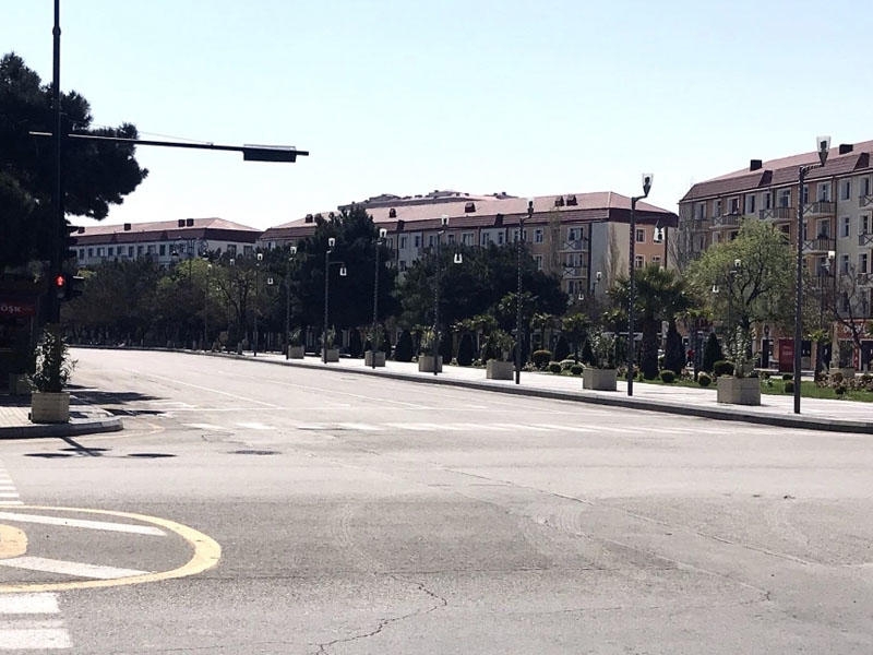 Hərəkətin məhdudlaşdırıldığı Sumqayıt özünə xas olmayan sükuta qərq olub FOTOREPORTAJ