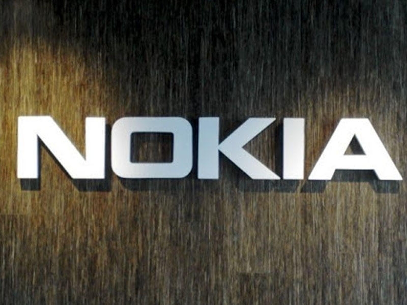 “Nokia” klassik telefonlarını bərpa edəcək