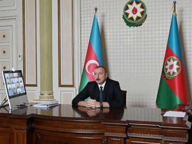 Prezident İlham Əliyevin yanında su təsərrüfatının vəziyyətinə həsr olunmuş videoformatda müşavirə keçirilib - FOTO