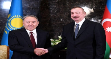 Prezident İlham Əliyev Nursultan Nazarbayevə zəng etdi